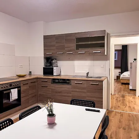 T&k - - 1-3 Appartement *
