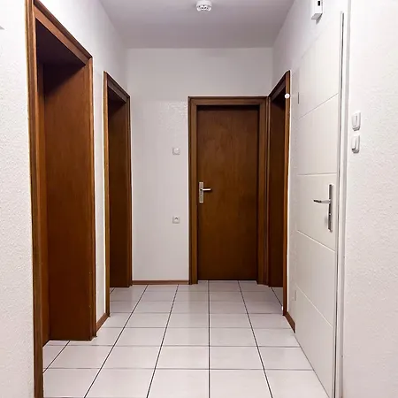 T&k - - 1-3 Apartment Duisburg