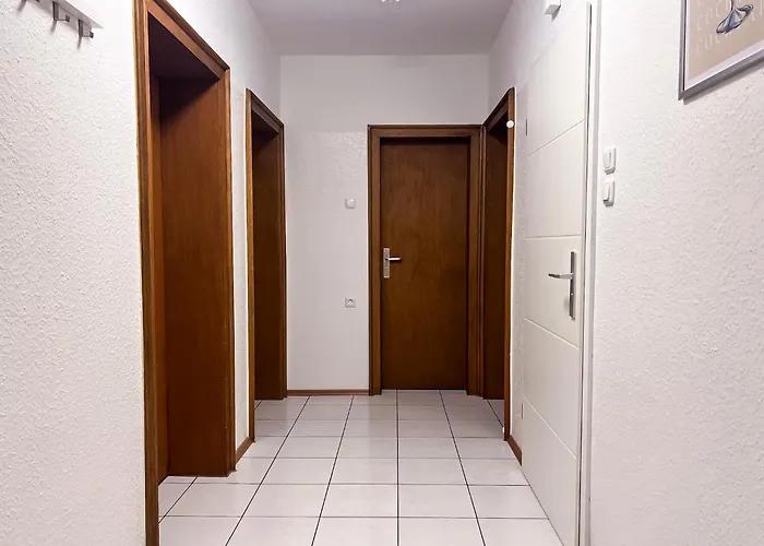 T&k - - 1-3 Lejlighed Duisburg